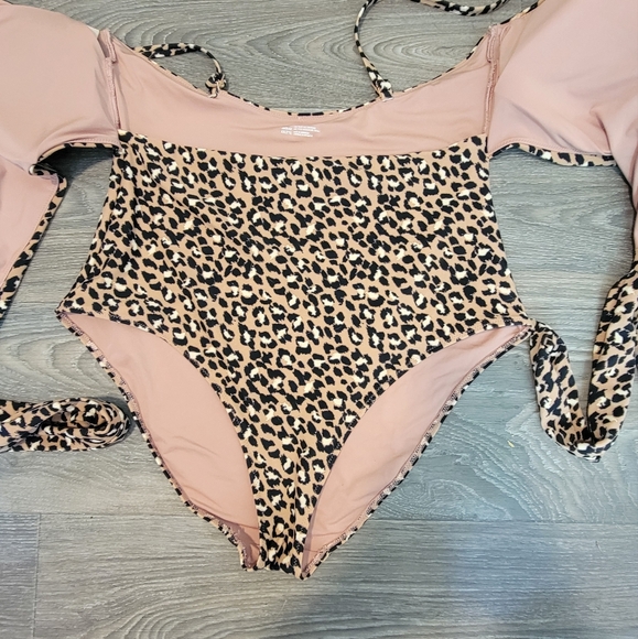 Aerie Leopard Full Coverage One Piece Wrap Swimsuit XXL - Picture 5 of 8
